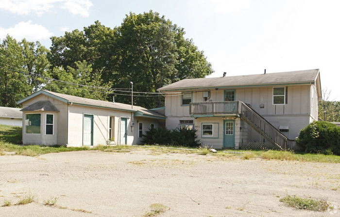 Old Michigan Motel - Real Estate Photo (newer photo)